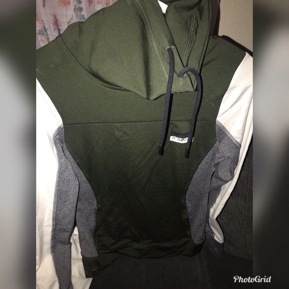 Jackets - Picture 4 of 4